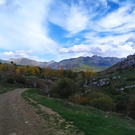 아파트 Duplex El Refugio De Porma 푸에블라 데 리요